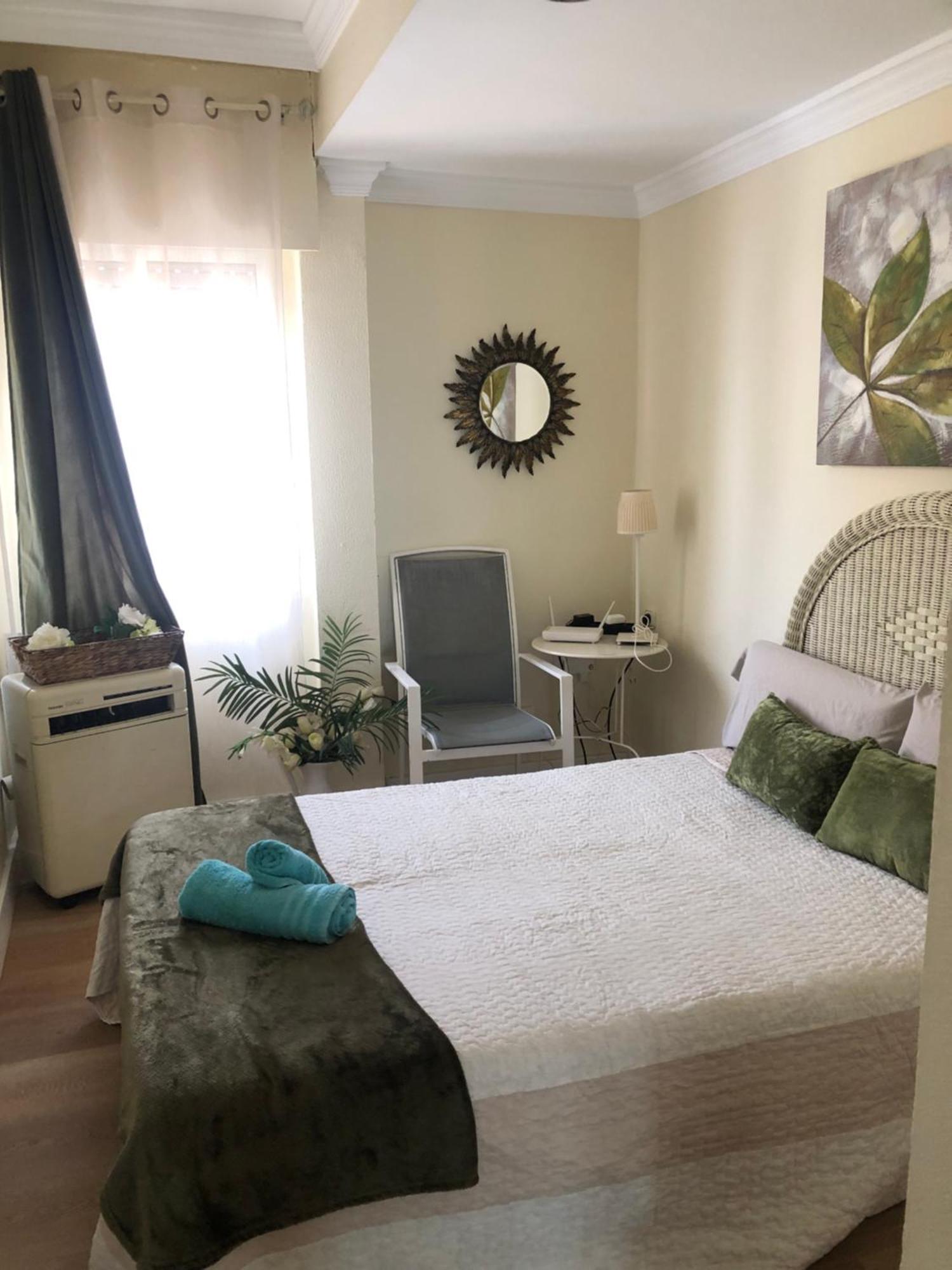 Luxury Oceanfront Triplex In Apartment Cadiz